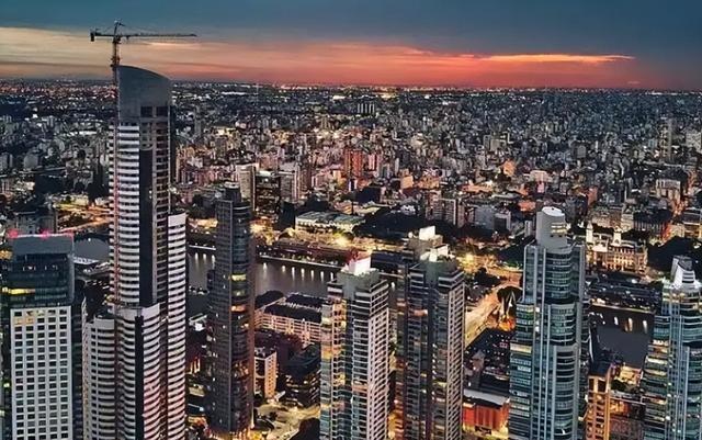 阿根廷4700万人口GDP超6300亿美元安徽61万人有多少？