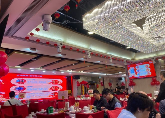 2025企业年会团建新玩法！这些互动游戏让员工嗨翻天(图2)