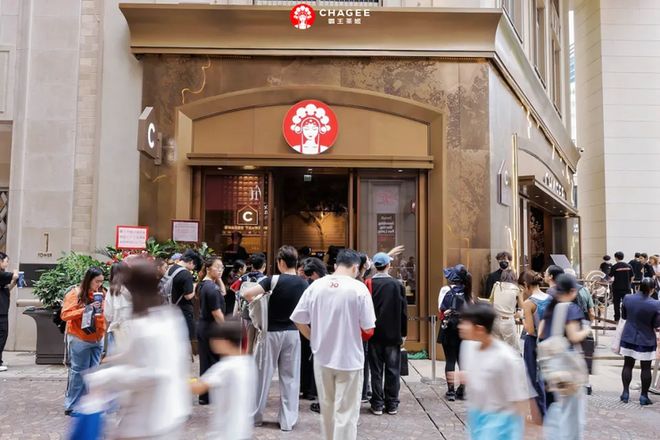 曝一汽入股零跑年内签约朱江明：不放弃主导权；罗永浩透露华杉录音内容：脏话很多这人两面三刀；曝特斯拉曾拆解借鉴多款中国电动汽车(图7)