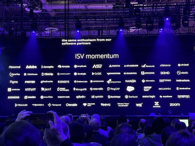 亚马逊最强服务器CPU登场！3nm、192核、暴增L3缓存苹果力挺(图6)